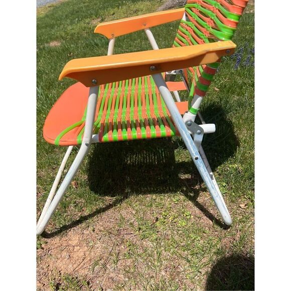 Vintage 1970s Jelly PVC Folding Lawn Chair Mod MCM Retro Lawn Beach Chair - Picture 6 of 11